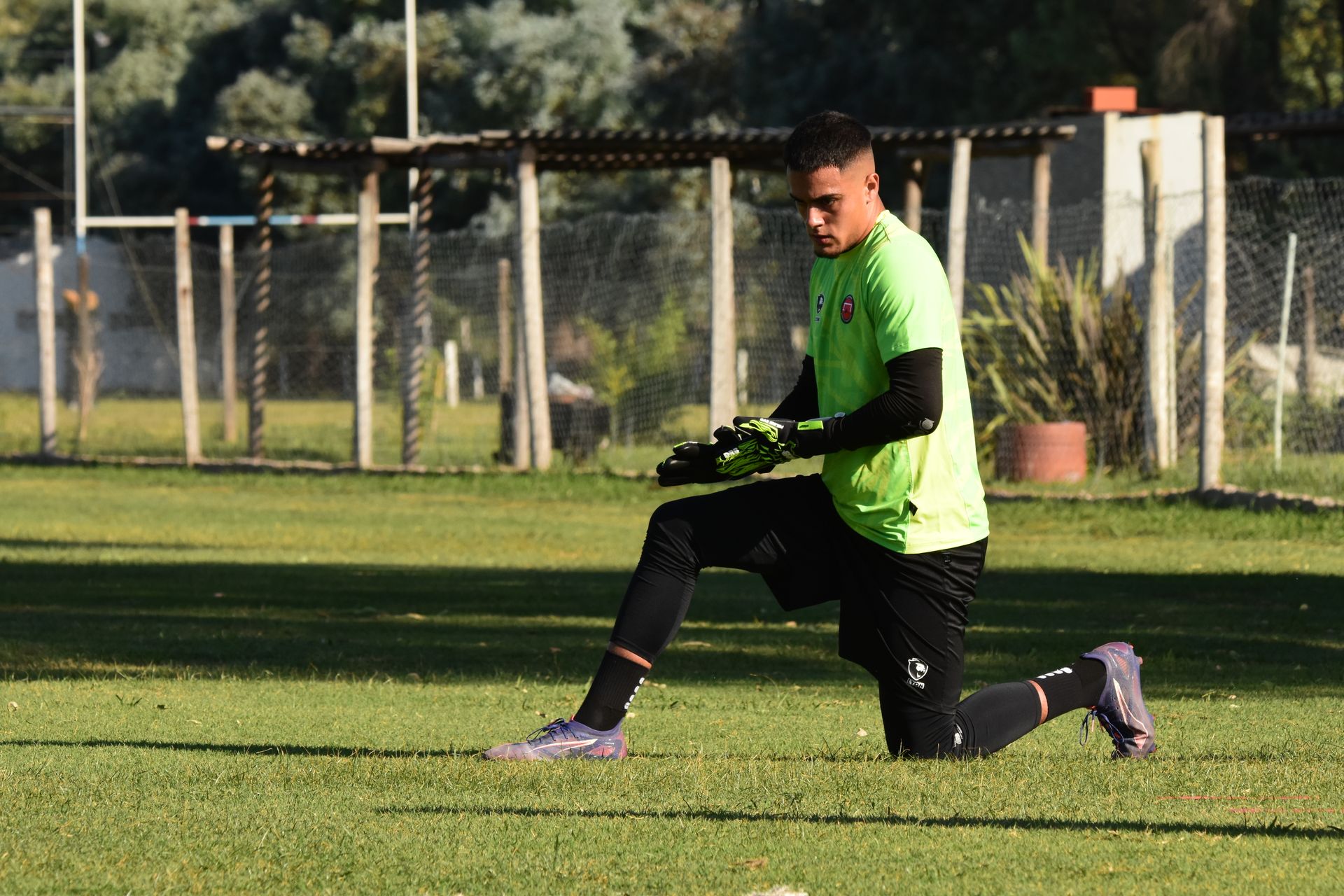 Entrenamiento de arqueros en la Academia Marcelo Barovero